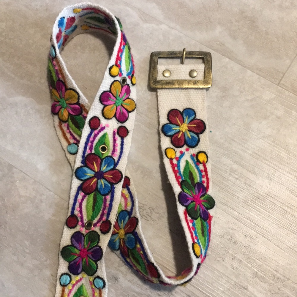 Handmade belt from Peru